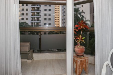 Sacada de apartamento para alugar com 3 quartos, 193m² em Pompeia, São Paulo