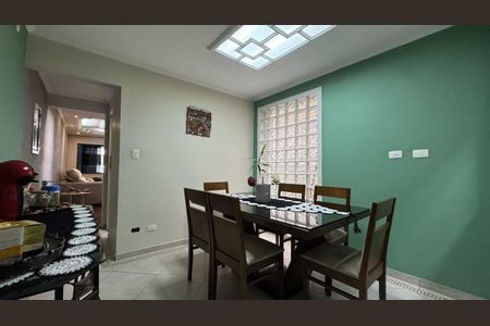 Casa à venda com 174m², 3 quartos e 2 vagas