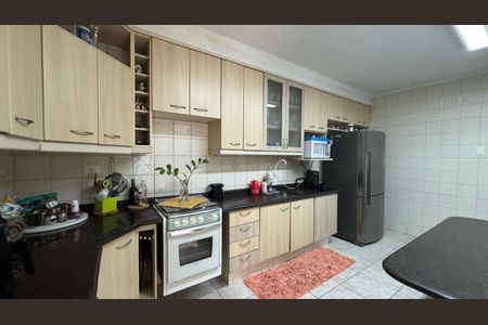 Casa à venda com 174m², 3 quartos e 2 vagas