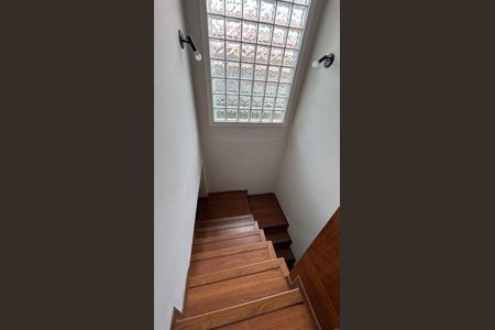 Casa à venda com 3 quartos, 174m² em Vila Dayse, São Bernardo do Campo