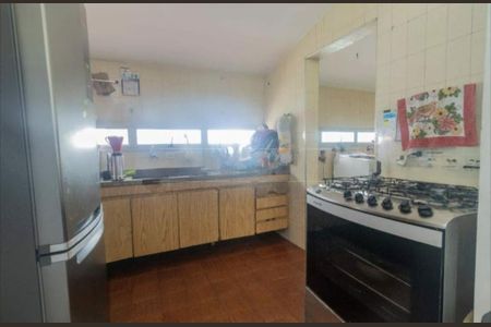 Casa à venda com 3 quartos, 180m² em Jardim Sao Nicolau, São Paulo