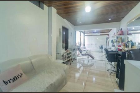 Casa à venda com 3 quartos, 180m² em Jardim Sao Nicolau, São Paulo