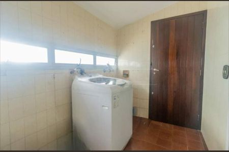 Casa à venda com 3 quartos, 180m² em Jardim Sao Nicolau, São Paulo