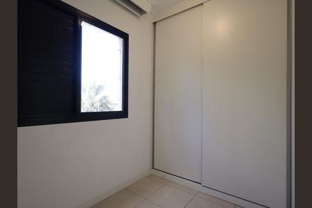 Apartamento para alugar com 64m², 2 quartos e 1 vagaCloset da suíte
