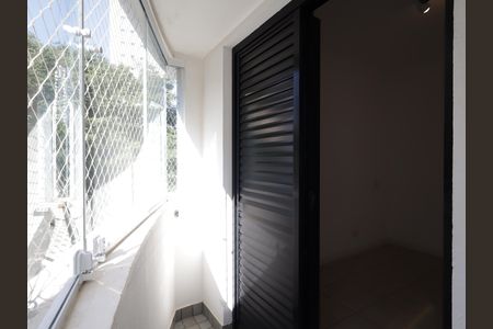 Apartamento para alugar com 64m², 2 quartos e 1 vagaVaranda da suíte