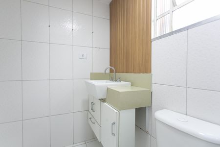 Apartamento para alugar com 46m², 2 quartos e 1 vaga Apartamento para alugar com 46m², 2 quartos e 1 vagaBanheiro