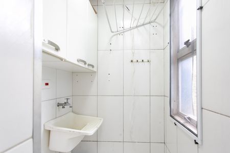 Área de Serviço  de apartamento para alugar com 2 quartos, 46m² em Conjunto Habitacional Inácio Monteiro, São Paulo