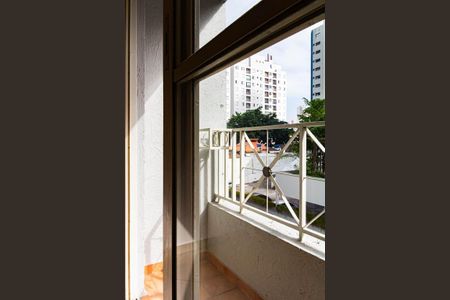 Apartamento à venda com 59m², 2 quartos e 1 vaga Apartamento à venda com 59m², 2 quartos e 1 vagaVaranda