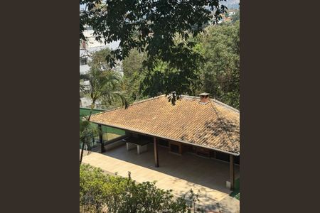 Casa à venda com 3 quartos, 206m² em Scenic, Barueri