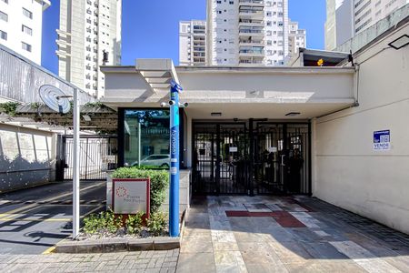 Apartamento à venda com 125m², 3 quartos e 3 vagas Apartamento à venda com 125m², 3 quartos e 3 vagasFachada - Plaquinha