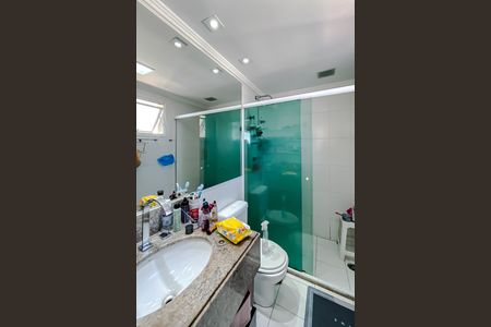 Apartamento à venda com 125m², 3 quartos e 3 vagas Apartamento à venda com 125m², 3 quartos e 3 vagasBanheiro da Suíte