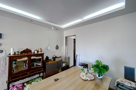 Apartamento à venda com 125m², 3 quartos e 3 vagas Apartamento à venda com 125m², 3 quartos e 3 vagasSala