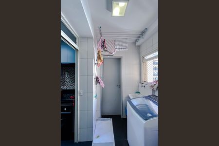 Apartamento à venda com 125m², 3 quartos e 3 vagas Apartamento à venda com 125m², 3 quartos e 3 vagasÁrea de Serviço