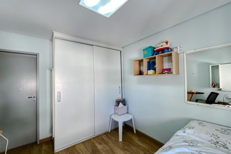 Apartamento à venda com 125m², 3 quartos e 3 vagas Apartamento à venda com 125m², 3 quartos e 3 vagasQuarto 2 - Suíte