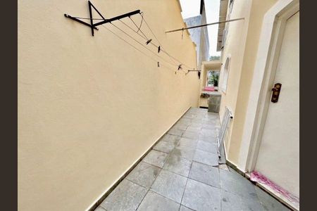 Casa à venda com 3 quartos, 166m² em Jardim Iva, São Paulo