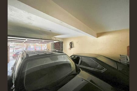 Casa à venda com 166m², 3 quartos e 3 vagas
