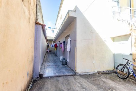 Área comum de casa à venda com 3 quartos, 480m² em Jardim Bandeirantes, Diadema