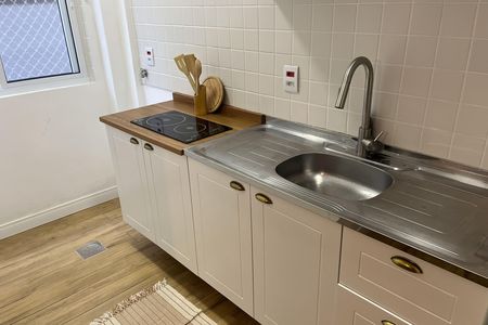 Studio para alugar com 28m², 1 quarto e 1 vaga Studio para alugar com 28m², 1 quarto e 1 vagaCozinha e Área de Serviço