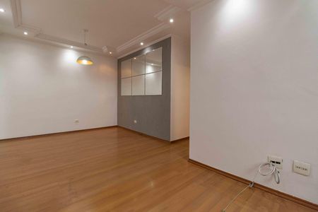 Sala de apartamento à venda com 2 quartos, 70m² em Vila Monumento, São Paulo