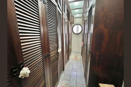 Casa à venda com 7 quartos, 317m² em Vila Alpina, São Paulo