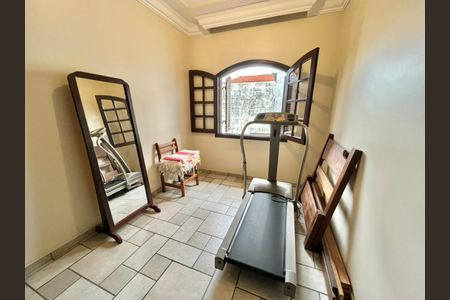 Casa à venda com 7 quartos, 317m² em Vila Alpina, São Paulo