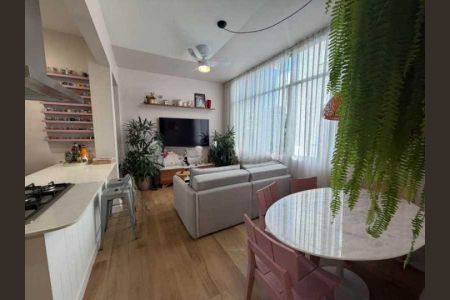 Apartamento à venda com 67m², 2 quartos e 1 vaga