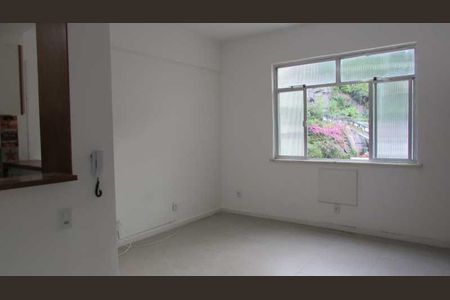 Apartamento à venda com 1 quarto, 27m² em Catete, Rio de Janeiro
