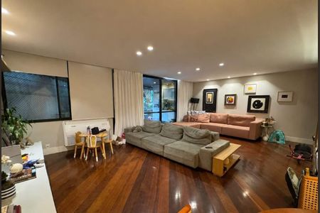 Apartamento à venda com 3 quartos, 160m² em Barra da Tijuca, Rio de Janeiro