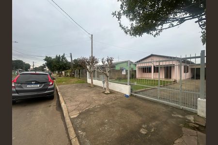 Casa para alugar com 70m², 2 quartos e 1 vaga Casa para alugar com 70m², 2 quartos e 1 vagaFachada