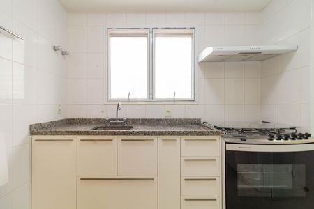 Cozinha de apartamento para alugar com 2 quartos, 72m² em Pompeia, São Paulo