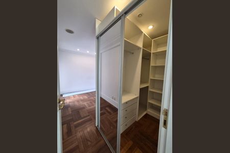 Apartamento para alugar com 2 quartos, 119m² em Brooklin, São Paulo