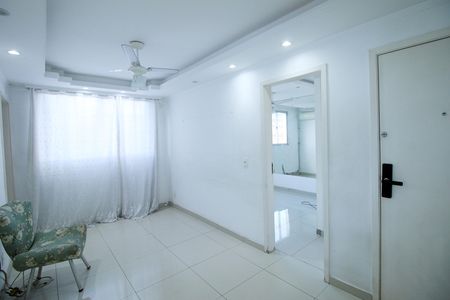 Sala de apartamento para alugar com 3 quartos, 41m² em Jardim América, Rio de Janeiro