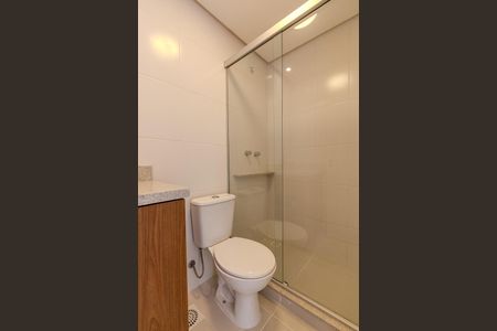 Banheiro Social de apartamento para alugar com 2 quartos, 57m² em Ipanema, Porto Alegre