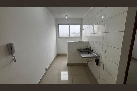 Apartamento à venda com 47m², 2 quartos e 1 vaga Apartamento à venda com 47m², 2 quartos e 1 vagaCozinha e Área de Serviço