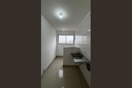 Apartamento à venda com 47m², 2 quartos e 1 vaga Apartamento à venda com 47m², 2 quartos e 1 vagaCozinha e Área de Serviço