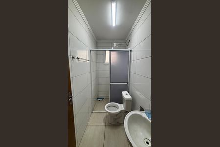 Apartamento à venda com 47m², 2 quartos e 1 vaga Apartamento à venda com 47m², 2 quartos e 1 vagaBanheiro