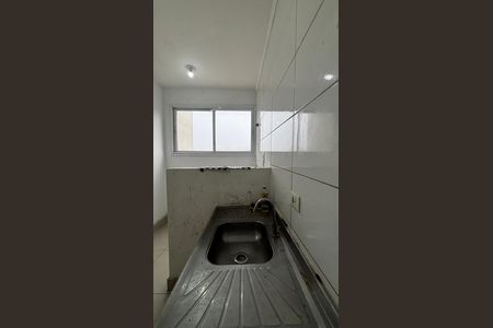 Apartamento à venda com 47m², 2 quartos e 1 vaga Apartamento à venda com 47m², 2 quartos e 1 vagaCozinha e Área de Serviço
