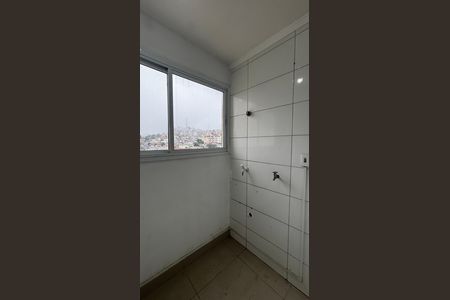 Cozinha e Área de Serviço de apartamento para alugar com 2 quartos, 47m² em Vila Guaraciaba, Santo André