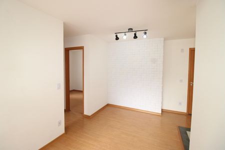 Apartamento para alugar com 43m², 2 quartos e 1 vagaSala / Cozinha