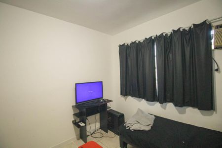 Quarto 2 de casa de condomínio para alugar com 2 quartos, 56m² em Colubandê, São Gonçalo