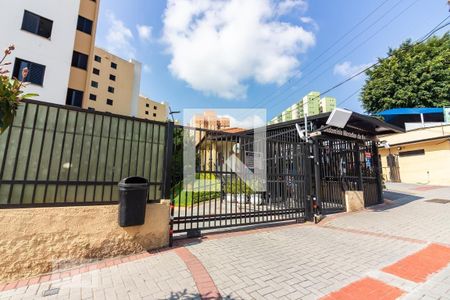 Apartamento à venda com 64m², 3 quartos e 1 vaga Apartamento à venda com 64m², 3 quartos e 1 vagaFachada e portaria