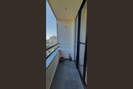 Apartamento à venda com 64m², 3 quartos e 1 vaga
