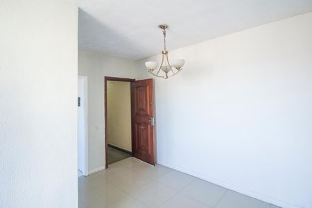 Sala de apartamento para alugar com 2 quartos, 10m² em Jacarepaguá, Rio de Janeiro