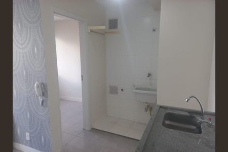 Cozinha de apartamento para alugar com 2 quartos, 34m² em Butantã, São Paulo