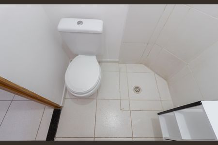 Apartamento à venda com 45m², 2 quartos e 1 vaga Apartamento à venda com 45m², 2 quartos e 1 vagaBanheiro