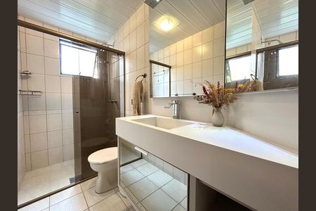 Apartamento para alugar com 96m², 3 quartos e 1 vaga Apartamento para alugar com 96m², 3 quartos e 1 vagaBanheiro 2