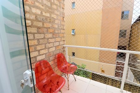 Apartamento para alugar com 90m², 2 quartos e 2 vagas Apartamento para alugar com 90m², 2 quartos e 2 vagasVaranda