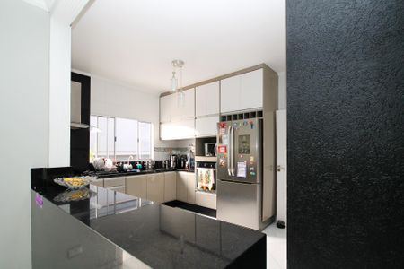 Casa de condomínio para alugar com 120m², 3 quartos e 2 vagas Casa de condomínio para alugar com 120m², 3 quartos e 2 vagasCozinha