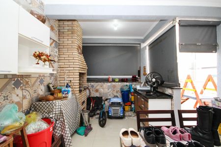 Casa de condomínio para alugar com 120m², 3 quartos e 2 vagas Casa de condomínio para alugar com 120m², 3 quartos e 2 vagasChurrasqueira