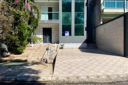 Casa de condomínio para alugar com 120m², 3 quartos e 2 vagas Casa de condomínio para alugar com 120m², 3 quartos e 2 vagasPlaca